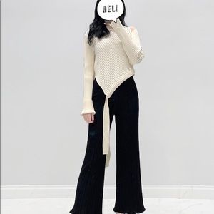 stylish asymmetrical sweater NEW